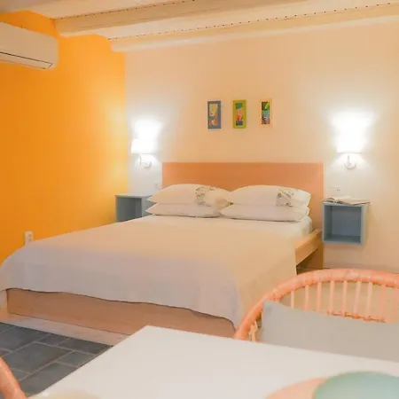 Galatea With Free Garage Parking