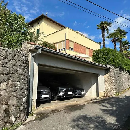 Galatea With Garage Parking Apartment Opatija