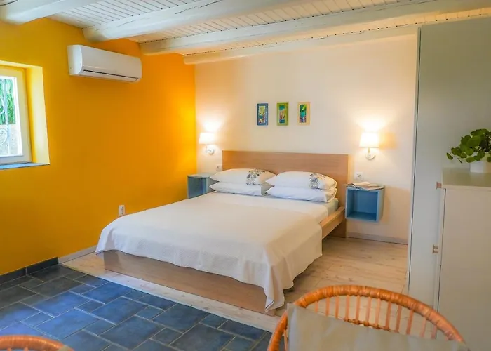 Galatea With Free Garage Parking Apartman *