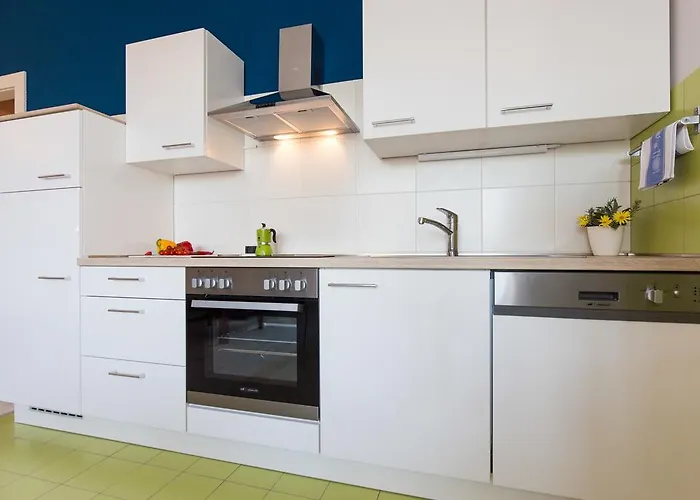 Galatea With Free Garage Parking *