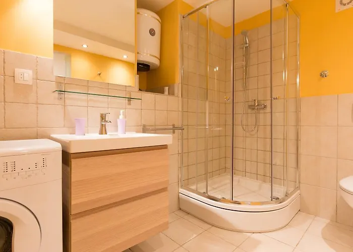 Galatea With Free Garage Parking *